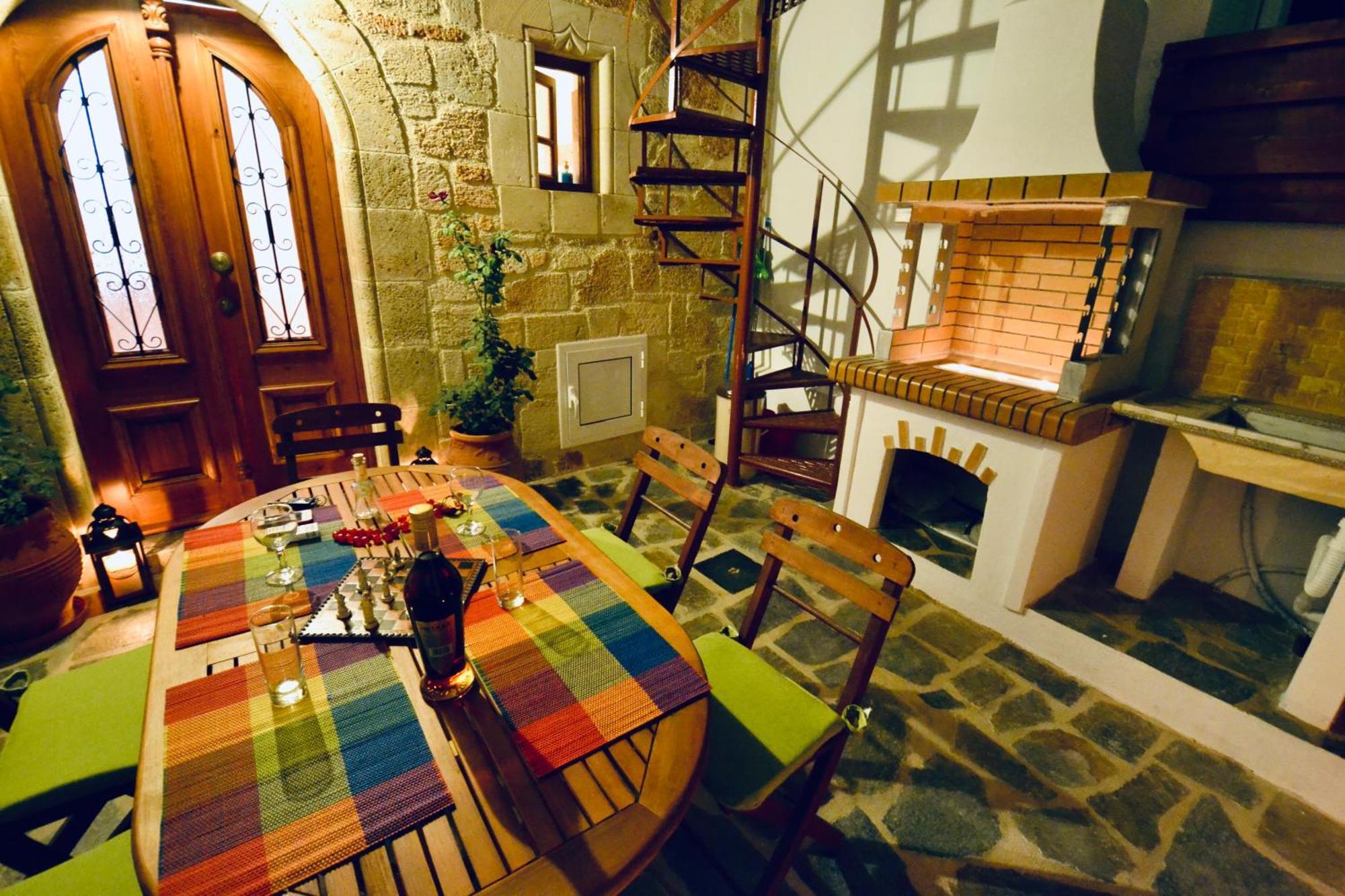 ארכאנגלוס Villa Patitiri Traditional House With Hot Tub מראה חיצוני תמונה