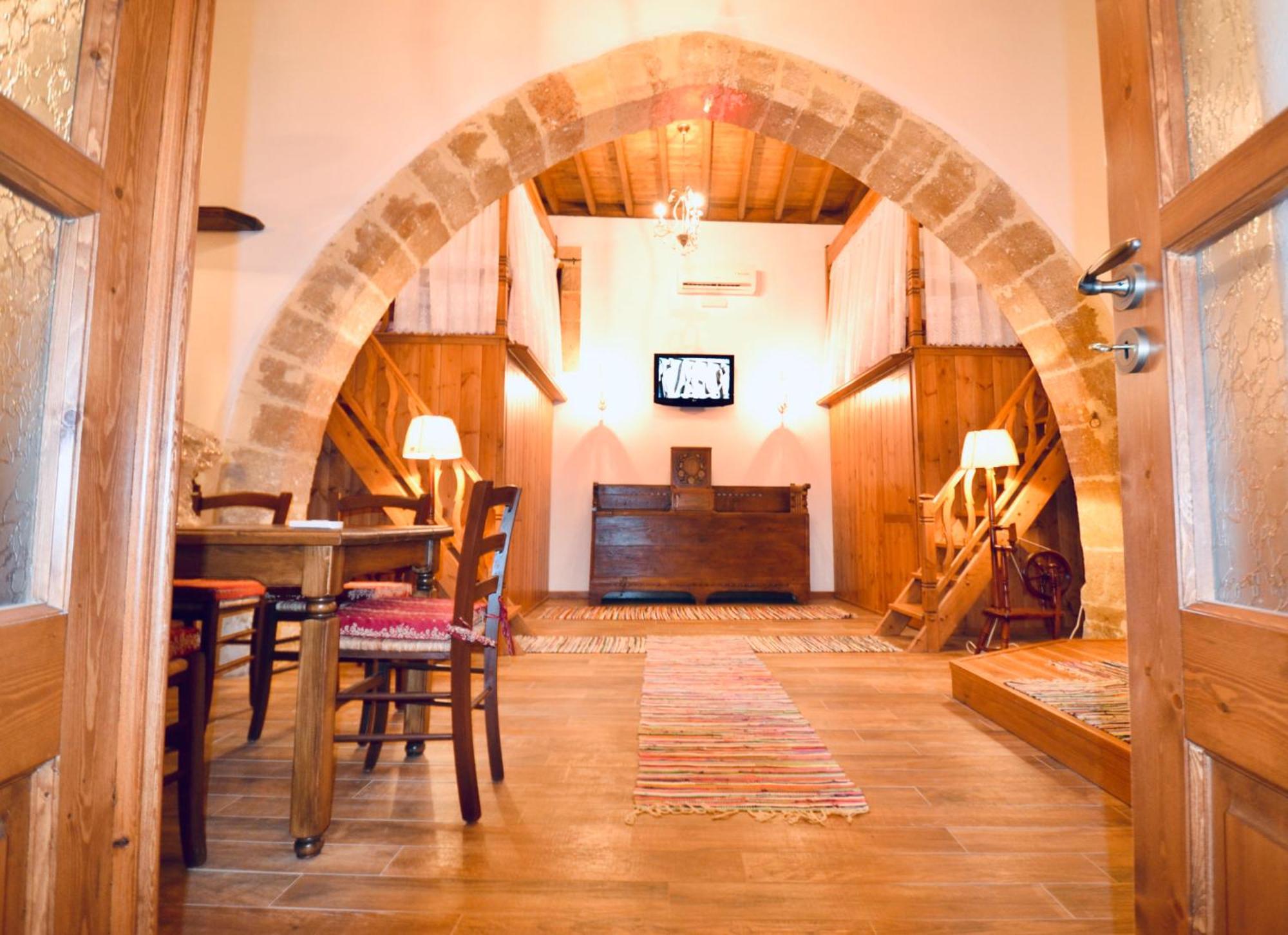ארכאנגלוס Villa Patitiri Traditional House With Hot Tub מראה חיצוני תמונה