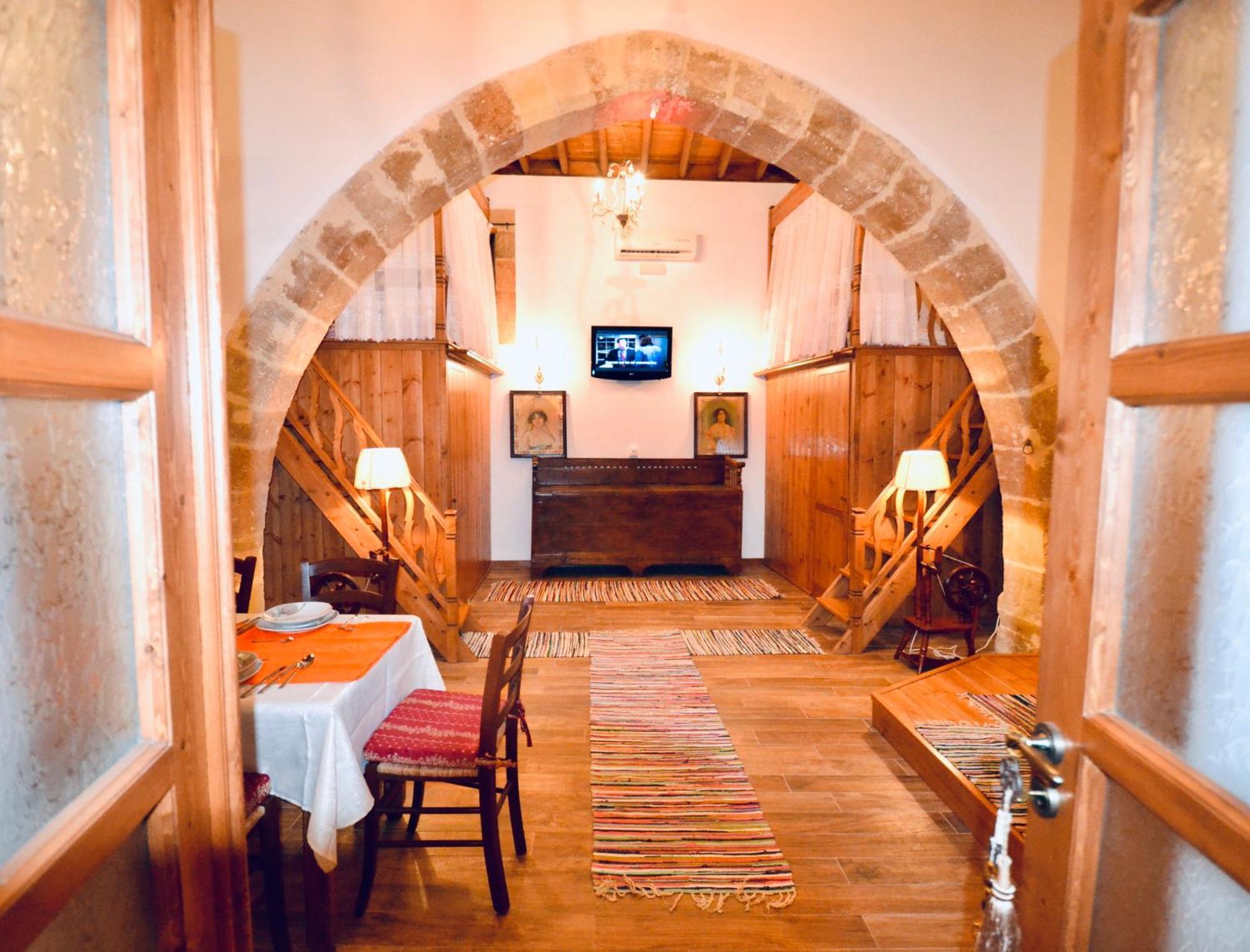 ארכאנגלוס Villa Patitiri Traditional House With Hot Tub מראה חיצוני תמונה
